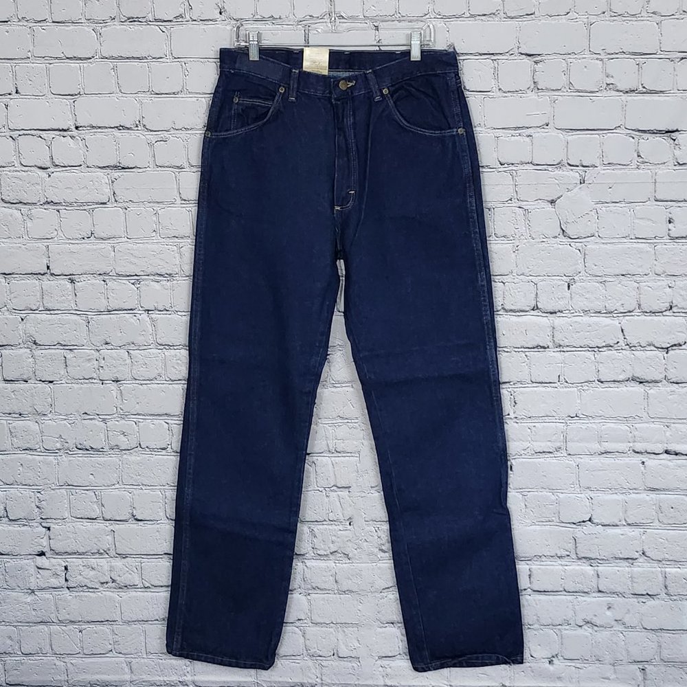 == - Wrangler Rugged Wear Classic Fit Jeans Size 34x34